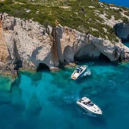 Daily Cruises Private Yachts Botel *