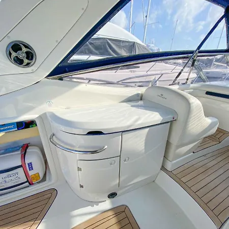 Daily Cruises Private Yachts